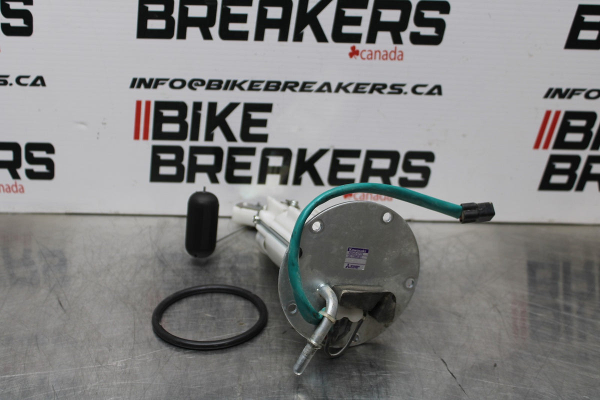 19-23 KAWASAKI NINJA ZX6R FUEL PUMP GAS PETROL SENDER UNIT BB188