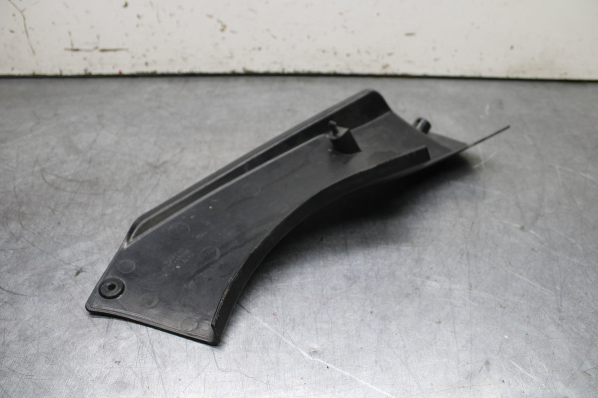 12-17 KAWASAKI ER-6N Z650 RIGHT DUCT COVER BB709