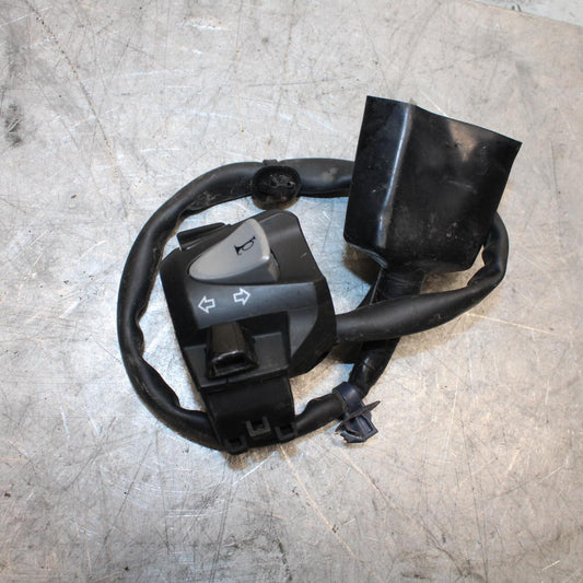 2016 Honda CBR500R LEFT CLIP ON HANDLE HORN SIGNALS SWITCH  BB45