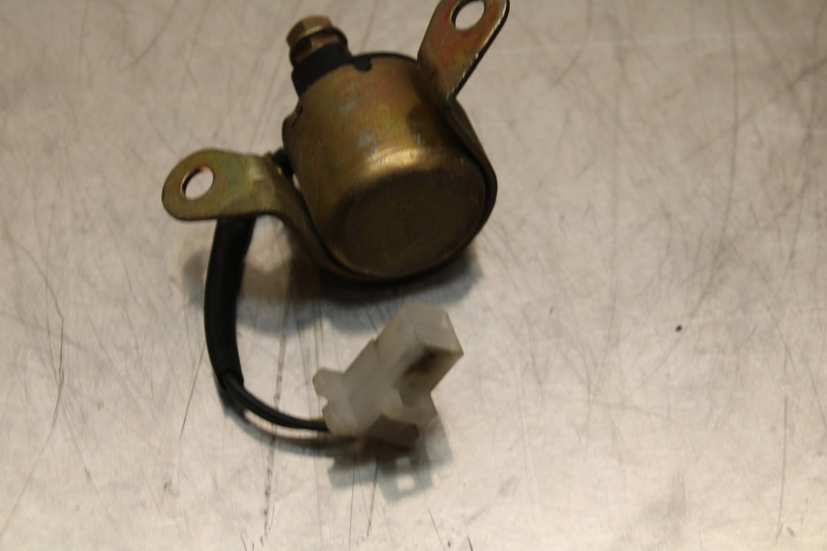 86 SUZUKI GS750ES ENGINE STARTER RELAY STARTING MOTOR SWITCH BB140