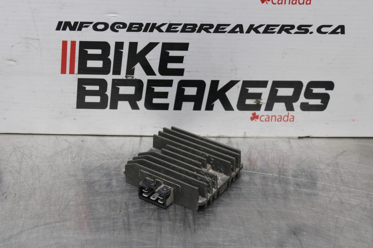 17-18 YAMAHA YZF R3 RECTIFIER VOLTAGE REGULATOR BB788