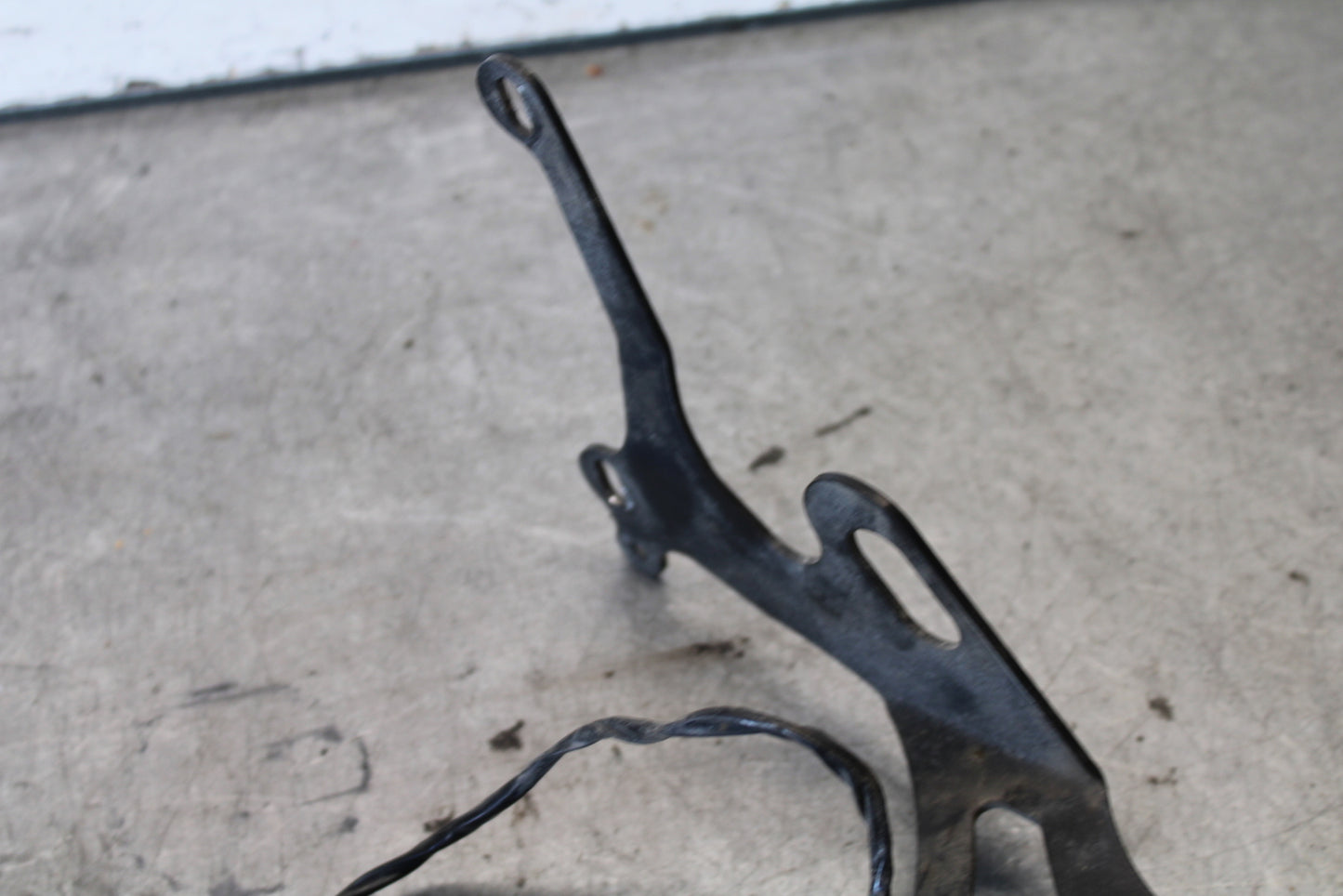 03-04 HONDA CBR600RR R&G FENDER ELIMINATOR LICENSE PLATE BRACKET BB661