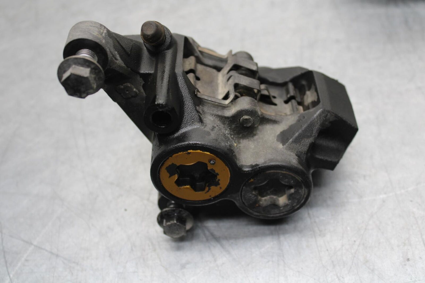 2012 Yamaha FZ8 RIGHT LEFT FRONT BRAKE CALIPER SET PAIR CALIPERS BB550