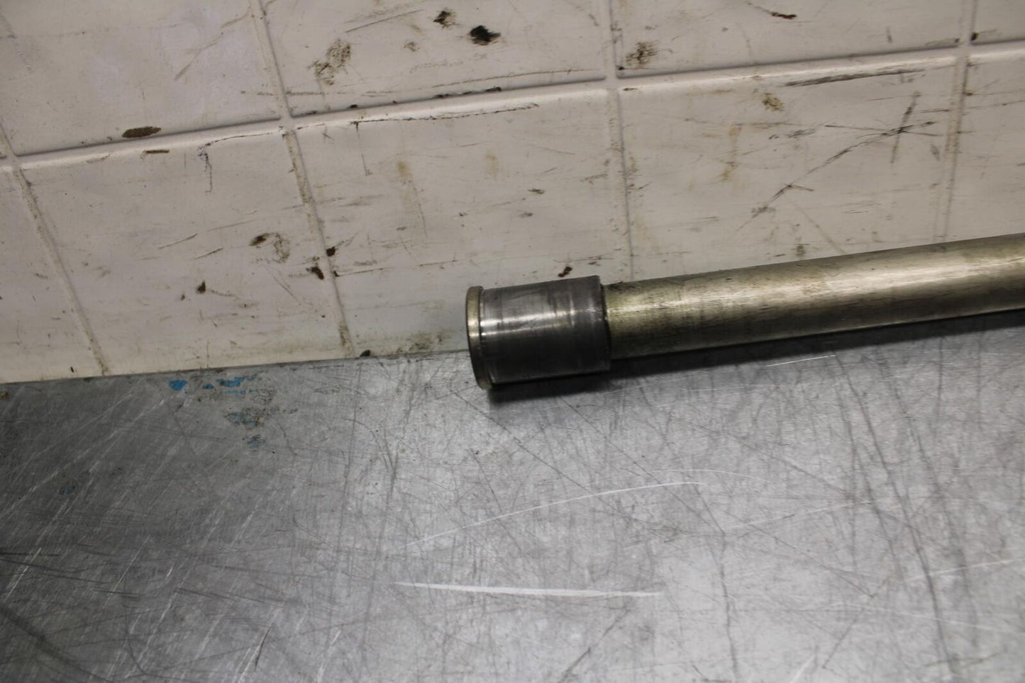 07-08 KAWASAKI CONCOURS 1400 ABS FRONT WHEEL RIM AXLE PIVOT BOLT BB449