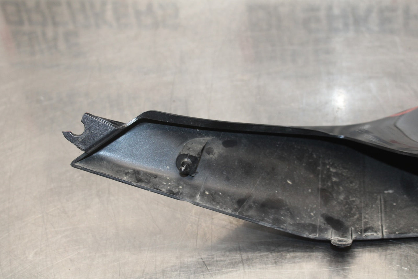 08 KAWASAKI NINJA ZX10R RIGHT REAR BACK TAIL FAIRING COWL SHROUD BB201