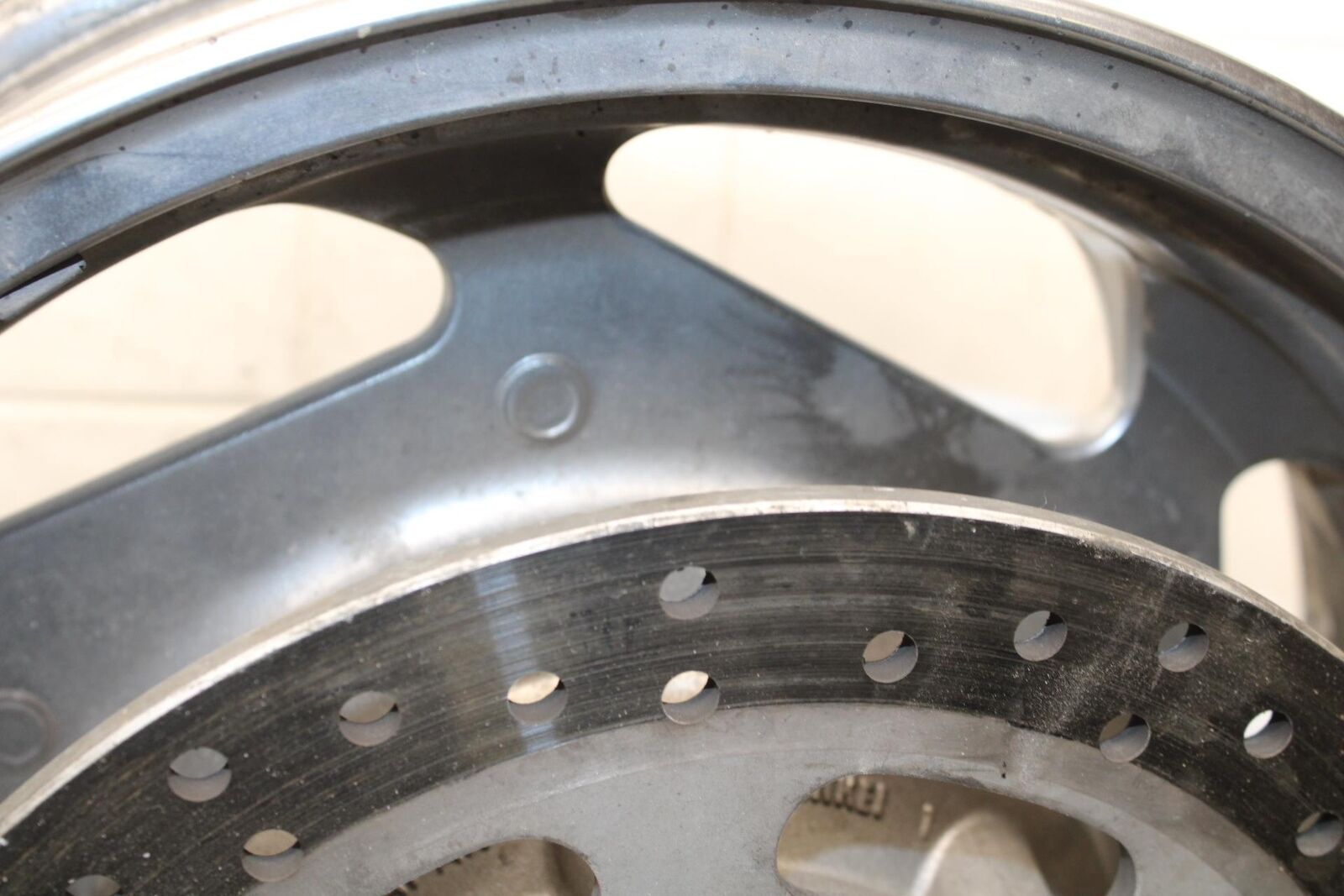 2005 Kawasaki Vulcan 1600 VN1600A WHEEL RIM REAR ROTOR BB574