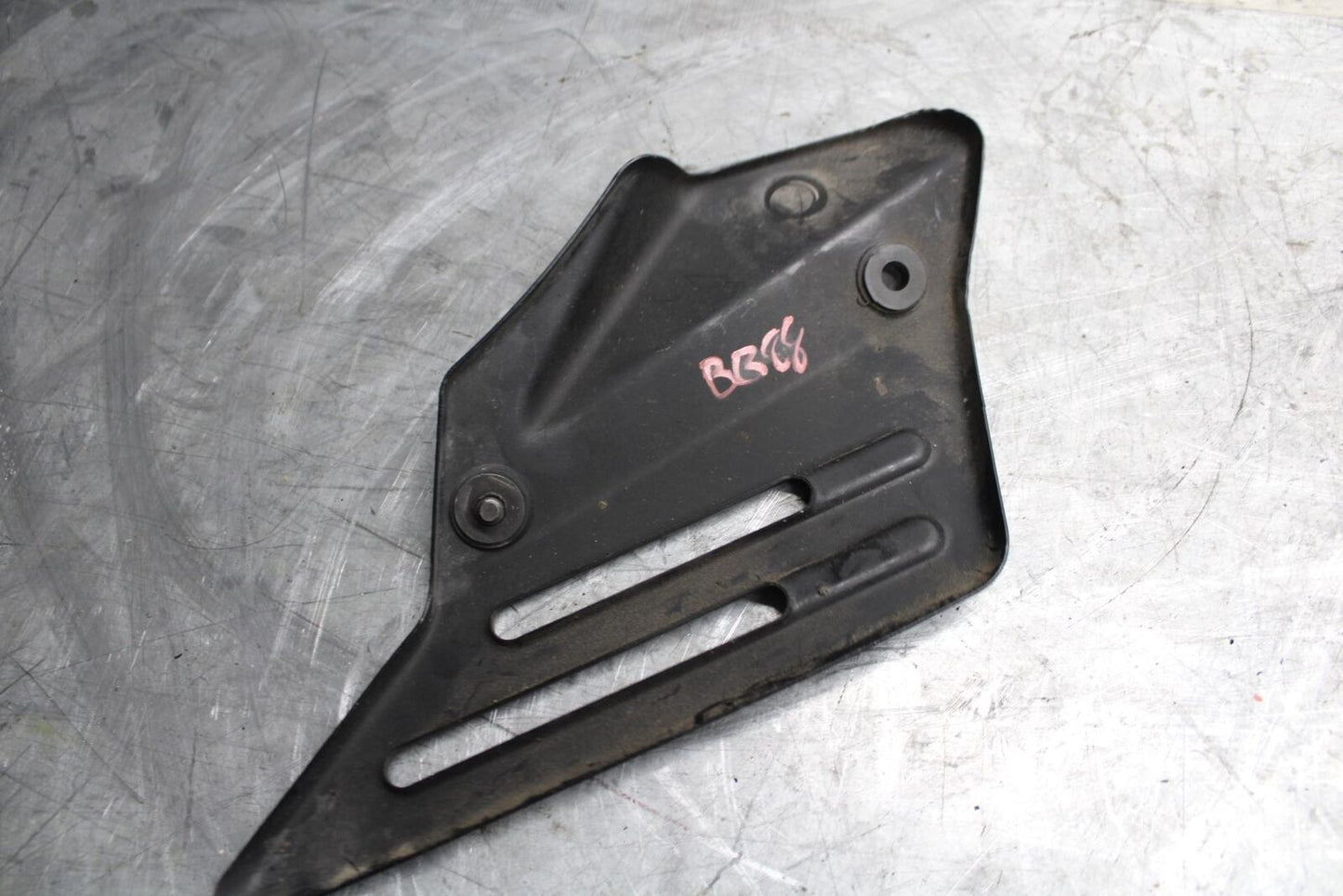 2007 Suzuki GSXR1000  MUFFLER EXHAUST PIPE COVER HEAT SHIELD GUARD BB44