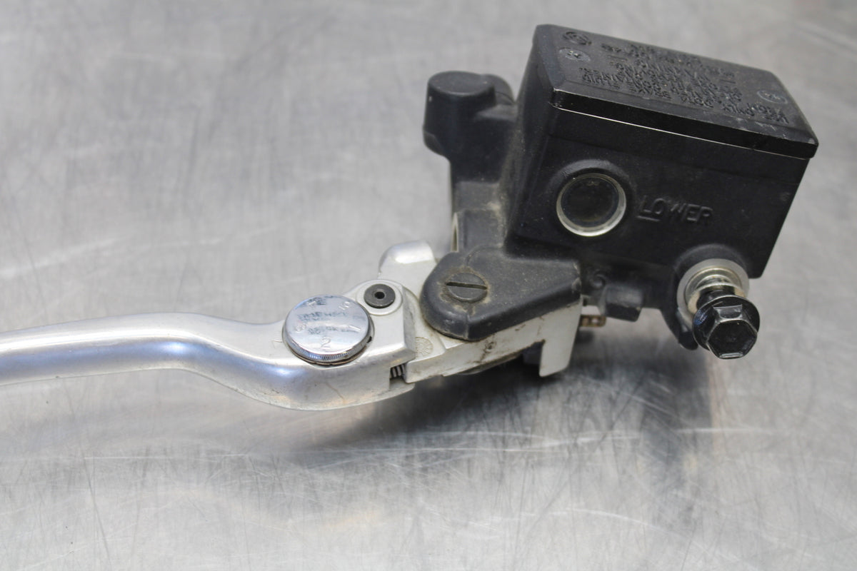 09-15 YAMAHA FZ6R FRONT BRAKE MASTER CYLINDER w/ LEVER BB161