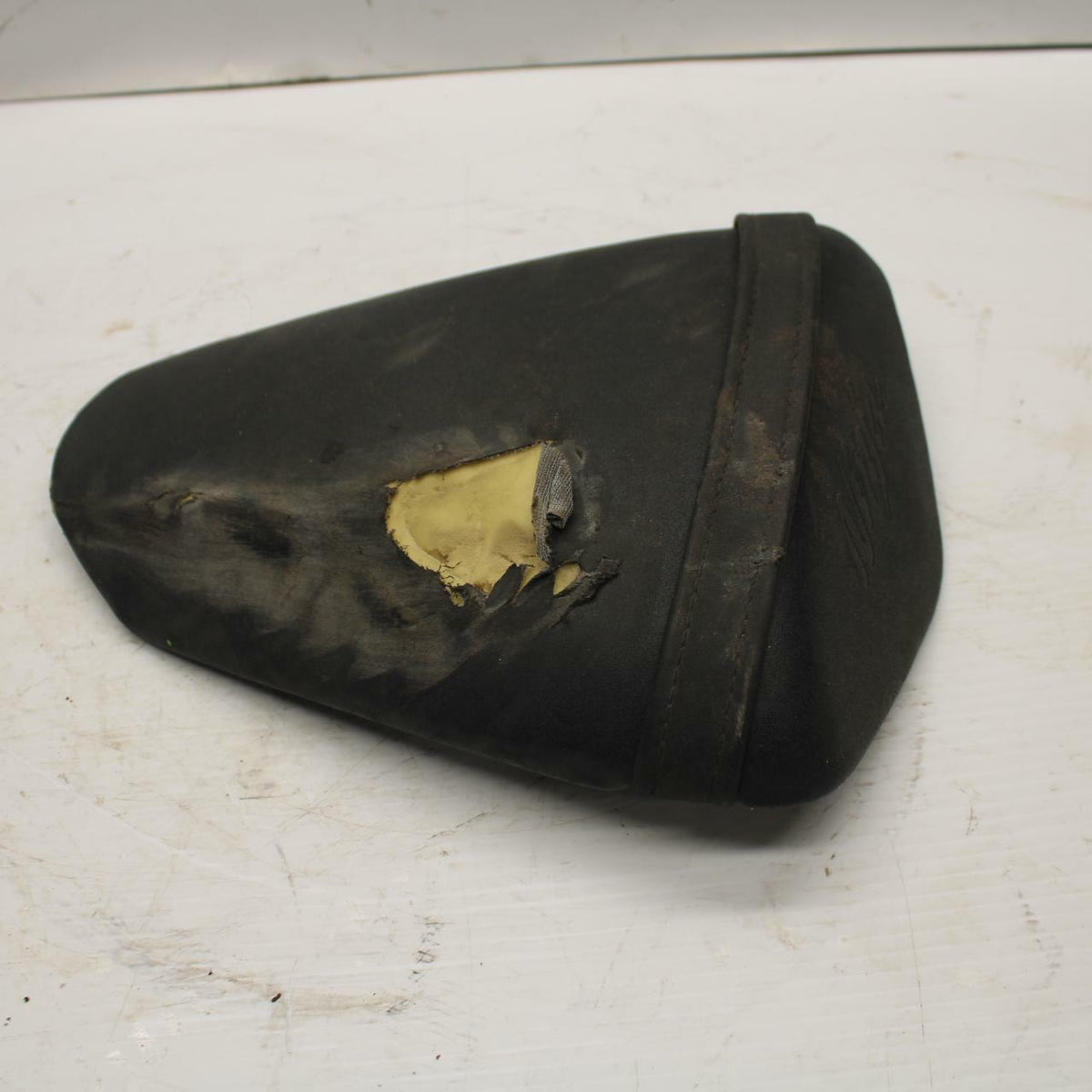 09-12 KAWASAKI NINJA ZX6R REAR BACK PASSENGER SEAT PAD SADDLE PILLION BB272