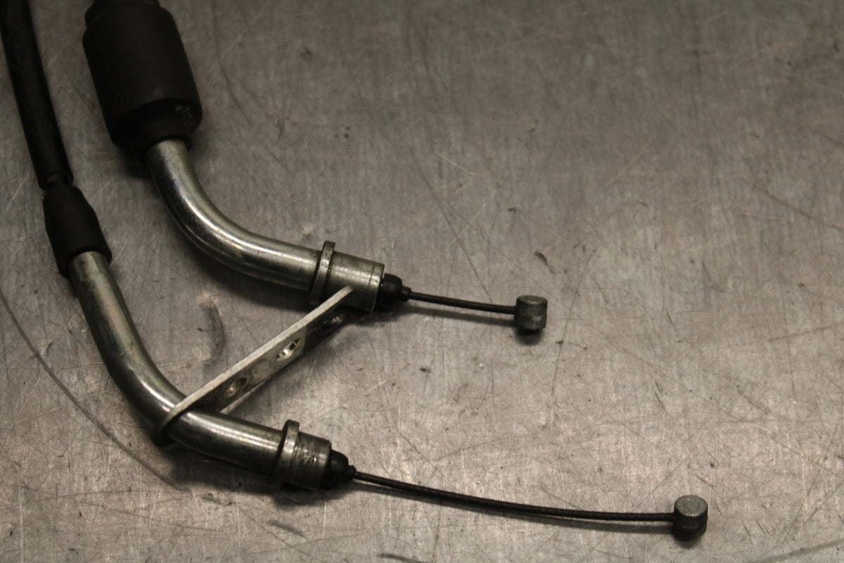 08-10 SUZUKI GSXR750 THROTTLE CABLES LINES BB113