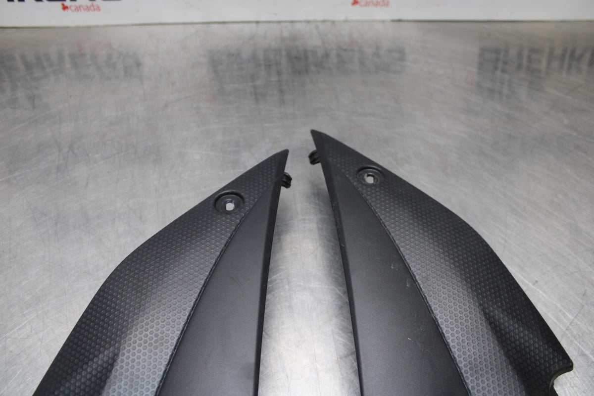 17-18 YAMAHA YZF R3 RIGHT LEFT FRONT SIDE SEAT PANELS TRIMS COWLS FAIRINGS BB788