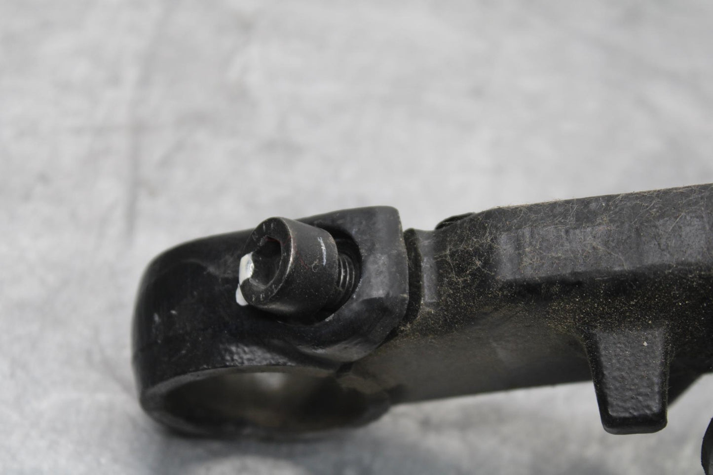 15-16 KAWASAKI EX300 FRONT FORKS CLAMP LOWER TRIPLE TREE STEM BB635