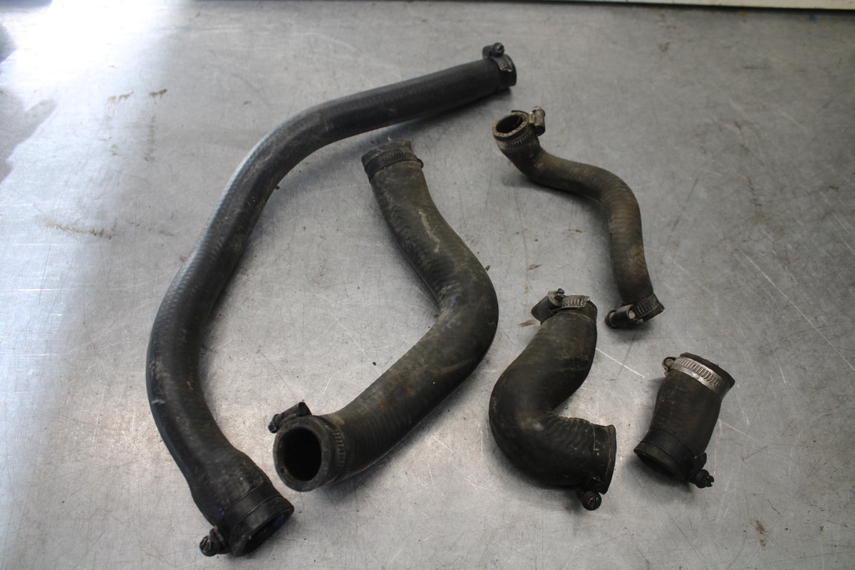 01-06 TRIUMPH TIGER 955I RADIATOR HOSES ENGINE COOLANT WATER PIPES SET  BB693