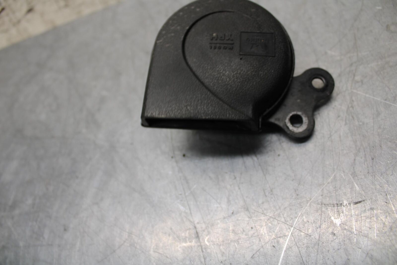 2005 Yamaha Road Star XV1700AM Midnight HORN SIGNAL 4WM-83371-00-00 BB571