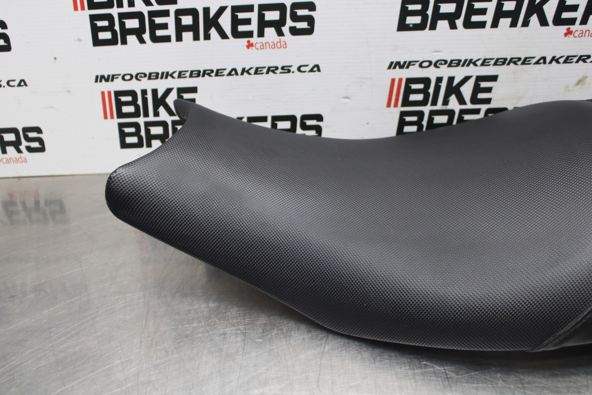 07 KAWASAKI NINJA 650 EX650 FRONT REAR SEAT SADDLE BB844