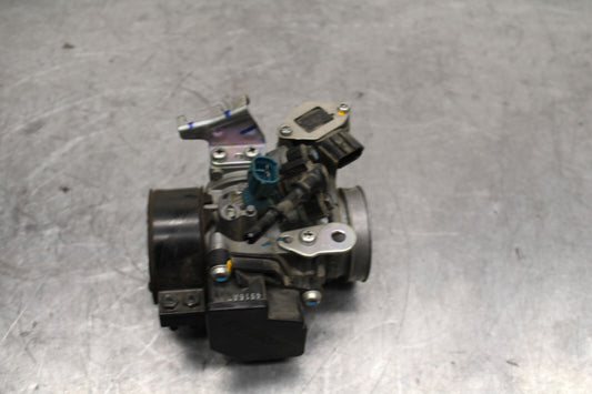 15-16 HONDA CB300F MAIN FUEL INJECTORS / THROTTLE BODIES BB740