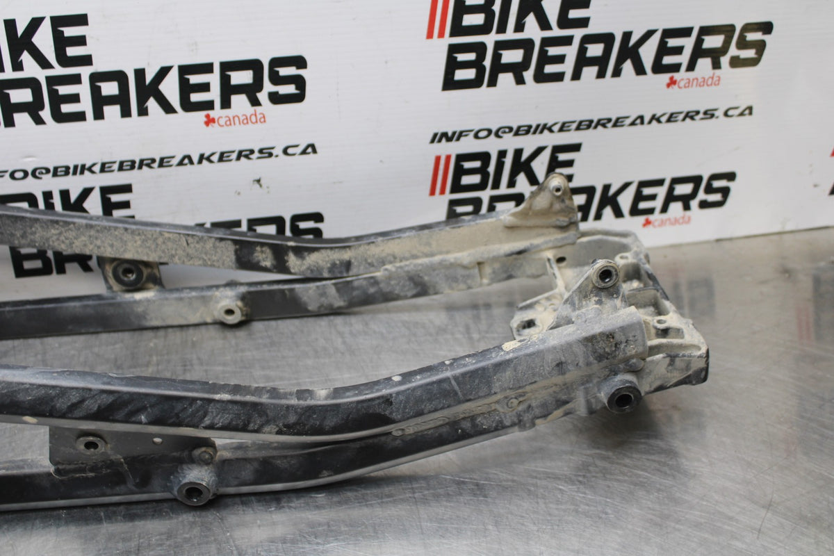 18 YAMAHA SUPER TENERE REAR SUBFRAME BACK SUB FRAME BB832