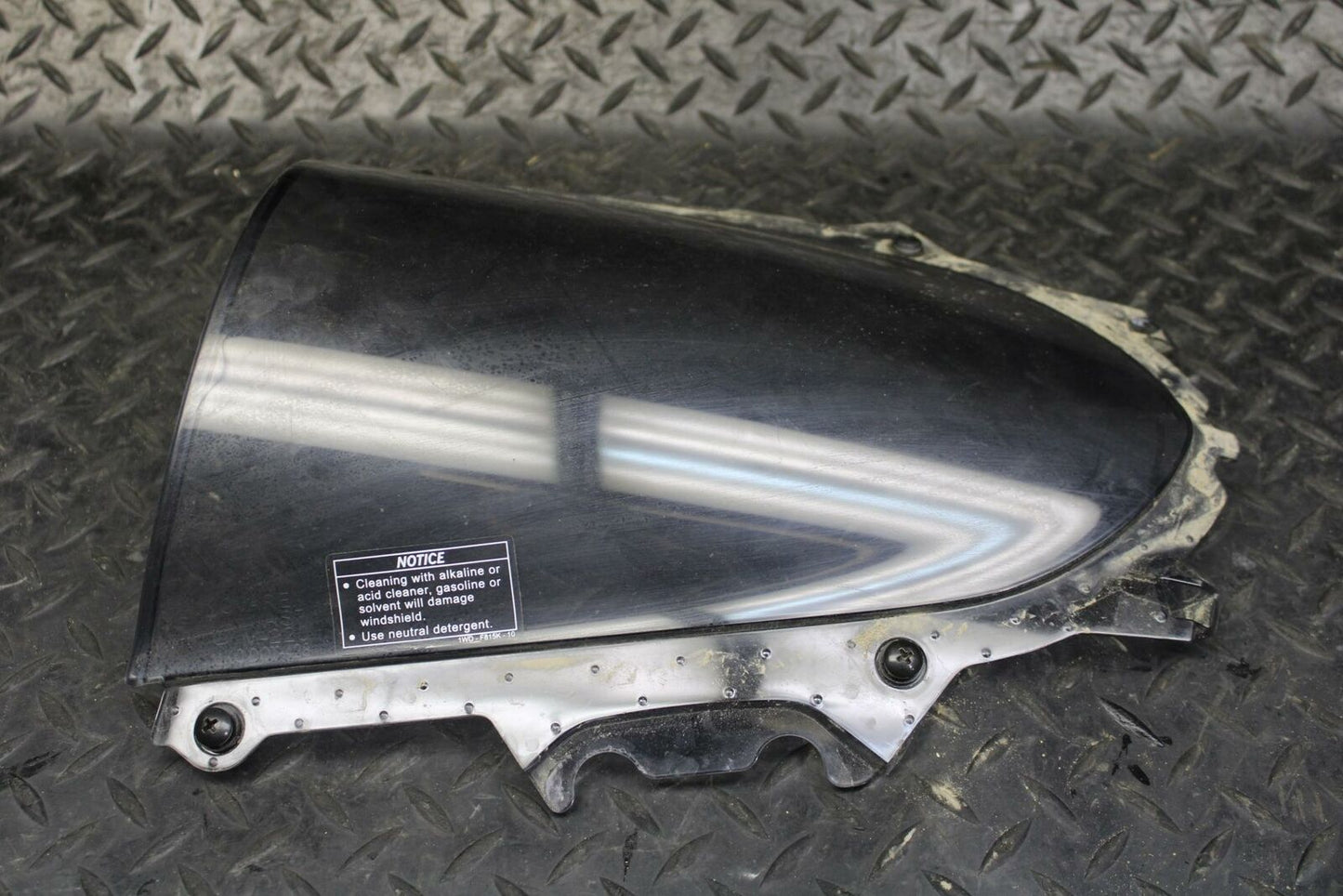 19 YAMAHA YZF R3 FRONT WINDSHIELD WINDSCREEN  BB177