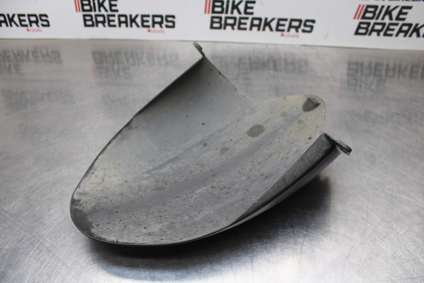 08 KAWASAKI NINJA ZX10R REAR BACK WHEEL TIRE HUGGER FENDER BB201