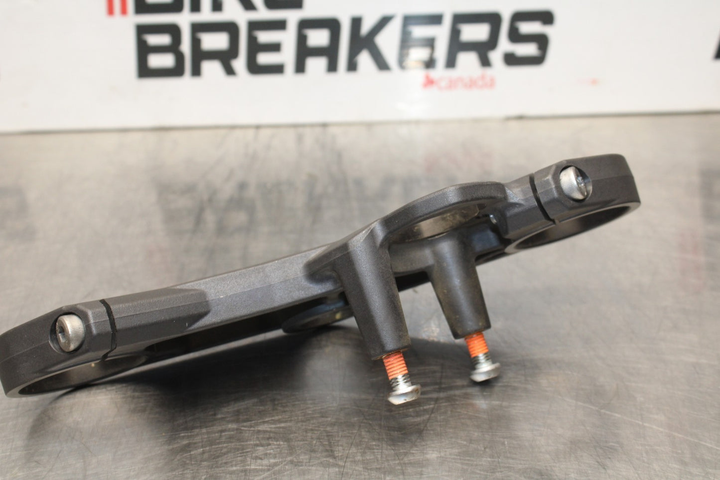 07 SUZUKI GSXR1000 FORKS UPPER TRIPLE TREE CLAMP BB770