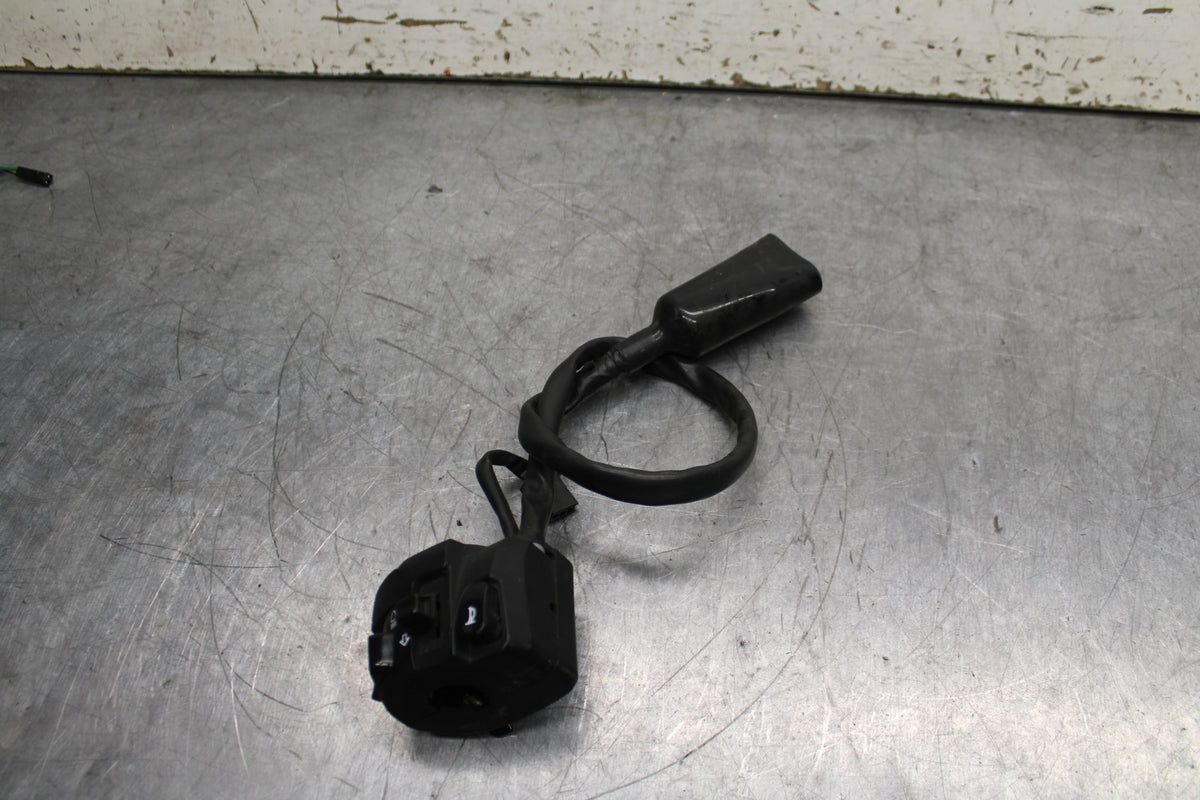 19-22 KAWASAKI Z400 LEFT CLIP ON HANDLE HORN SIGNALS SWITCH SWITCHES BB738