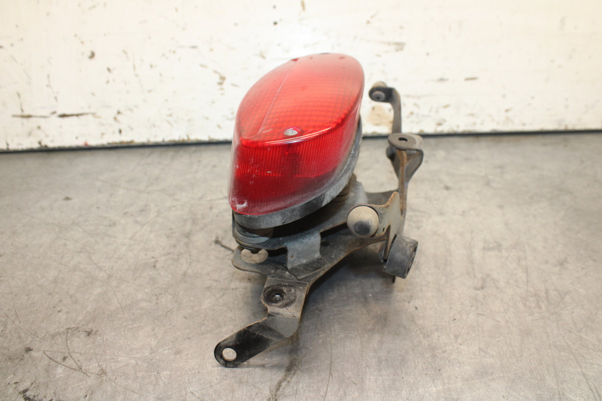 96-07 YAMAHA YZF600R REAR TAIL TAILLIGHT BACK BRAKE LIGHT  BB746