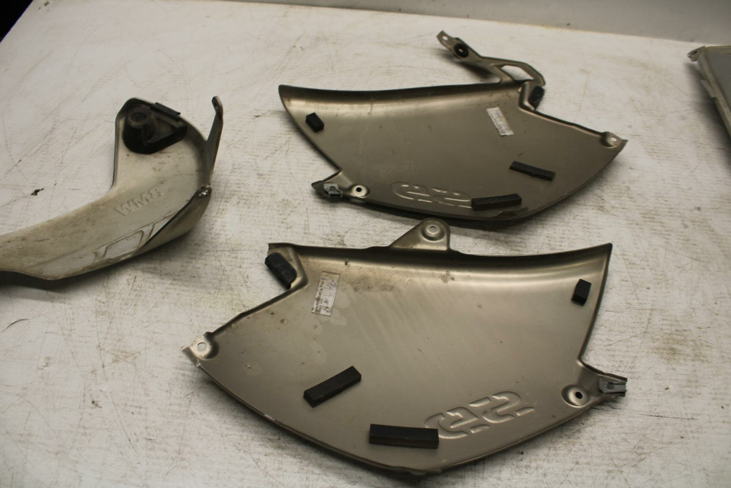 07-13 BMW R1200GS ADVENTURE SIDE COVERS BB368