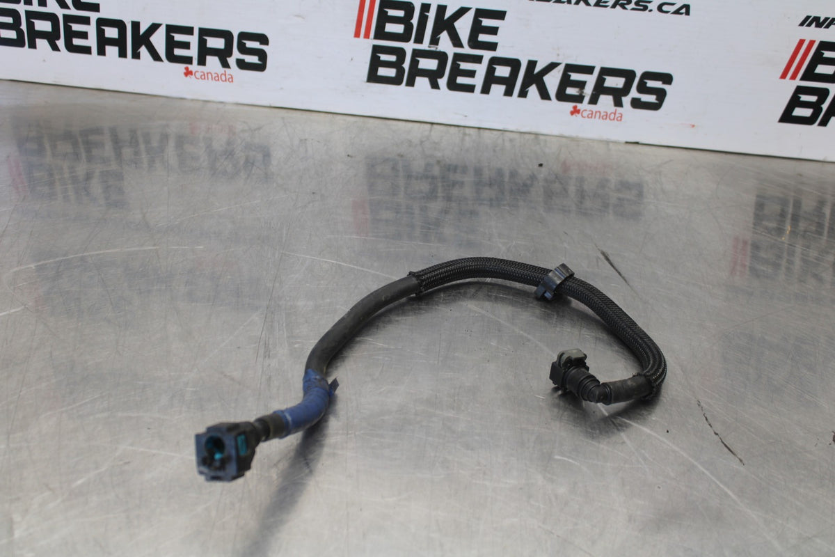 16 YAMAHA XSR900 FUEL HOSE GAS LINE TUBE PIPE BB786