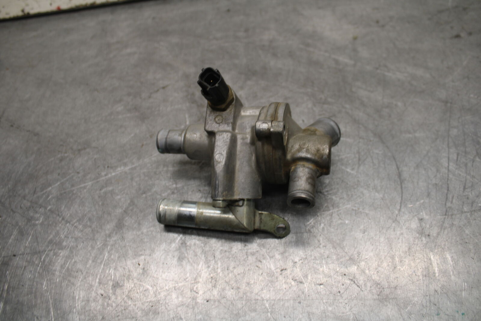 14-15 YAMAHA V STAR 1300 XVS1300CT TOURER THERMOSTAT W HOUSING ASSEMBLY BB722