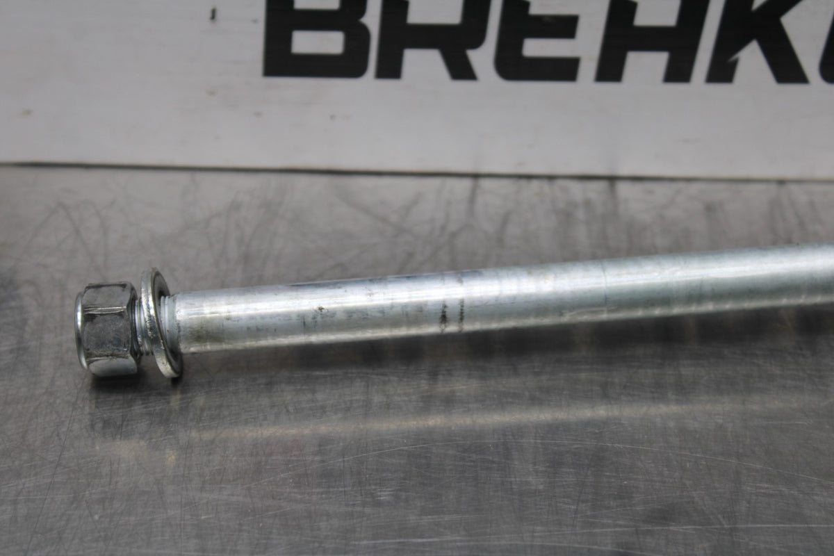 15 SUZUKI BOULEVARD C50 REAR AXLE BACK WHEEL RIM PIVOT BOLT AXEL BB775