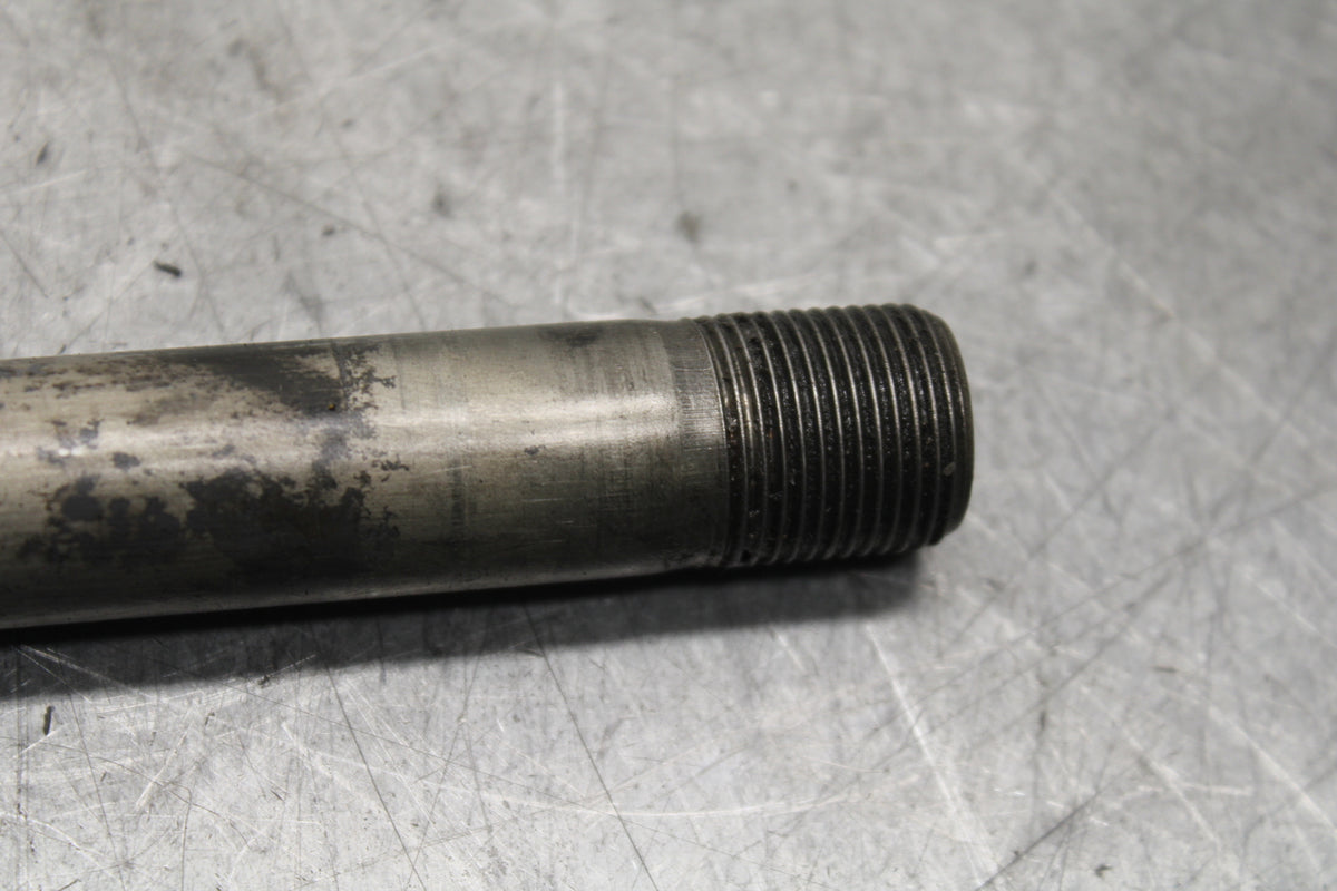 09-12 KAWASAKI NINJA ZX6R ZX600R REAR BACK SWINGARM BOLT SUSPENSION AXLE BB656