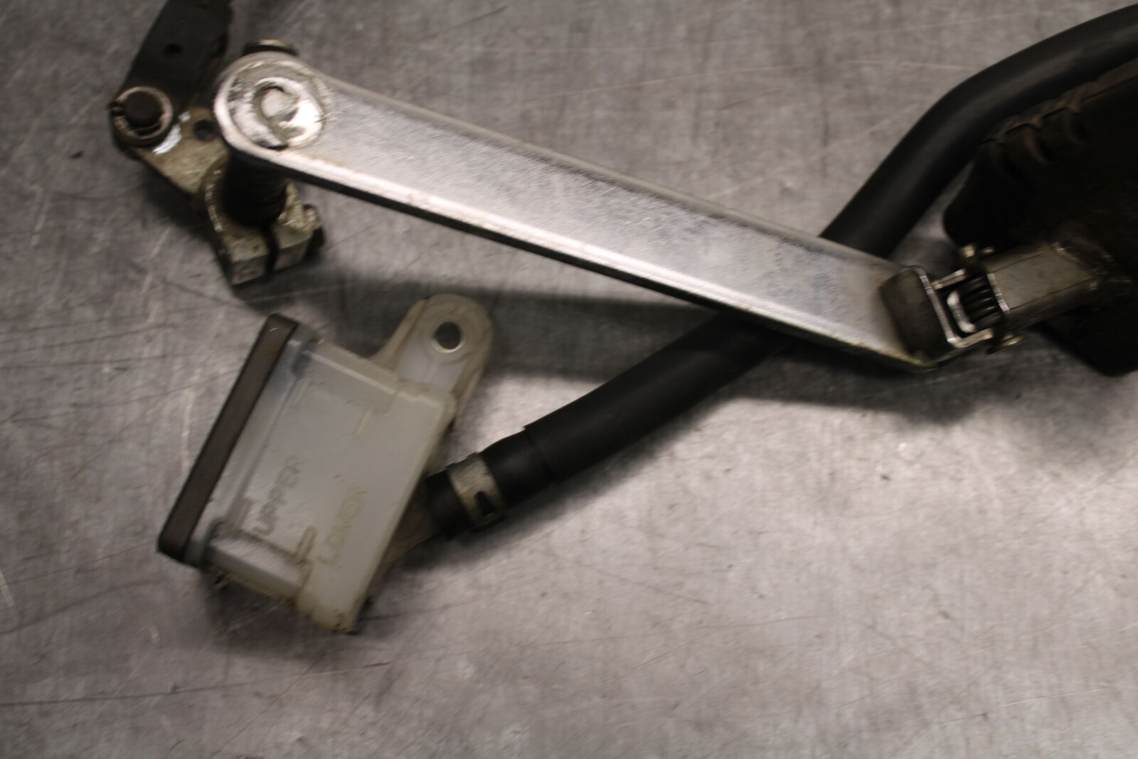 14-15 YAMAHA V STAR 1300 XVS1300CT TOURER REAR BACK BRAKE MASTER CYLINDER BB722