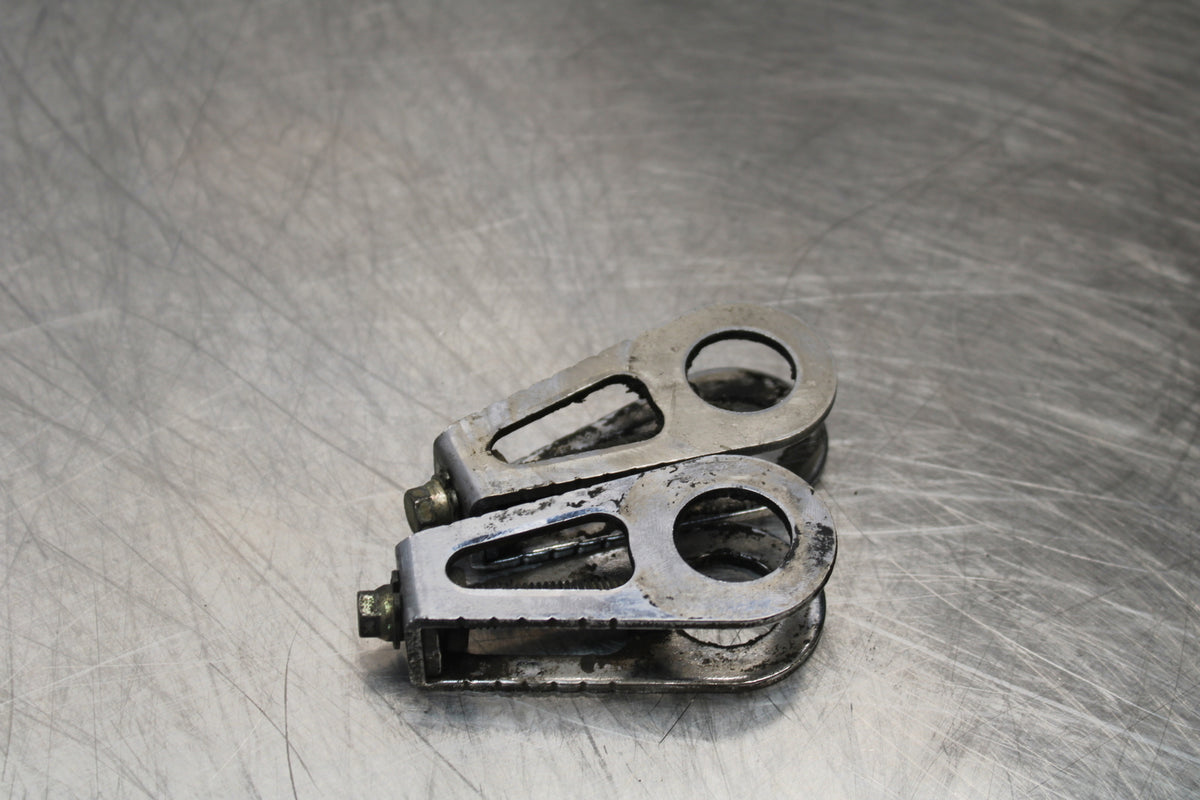 98-05 HONDA SUPER HAWK 1000 VTR1000F SWINGARM CHAIN TENSIONER ADJUSTMENT BB152