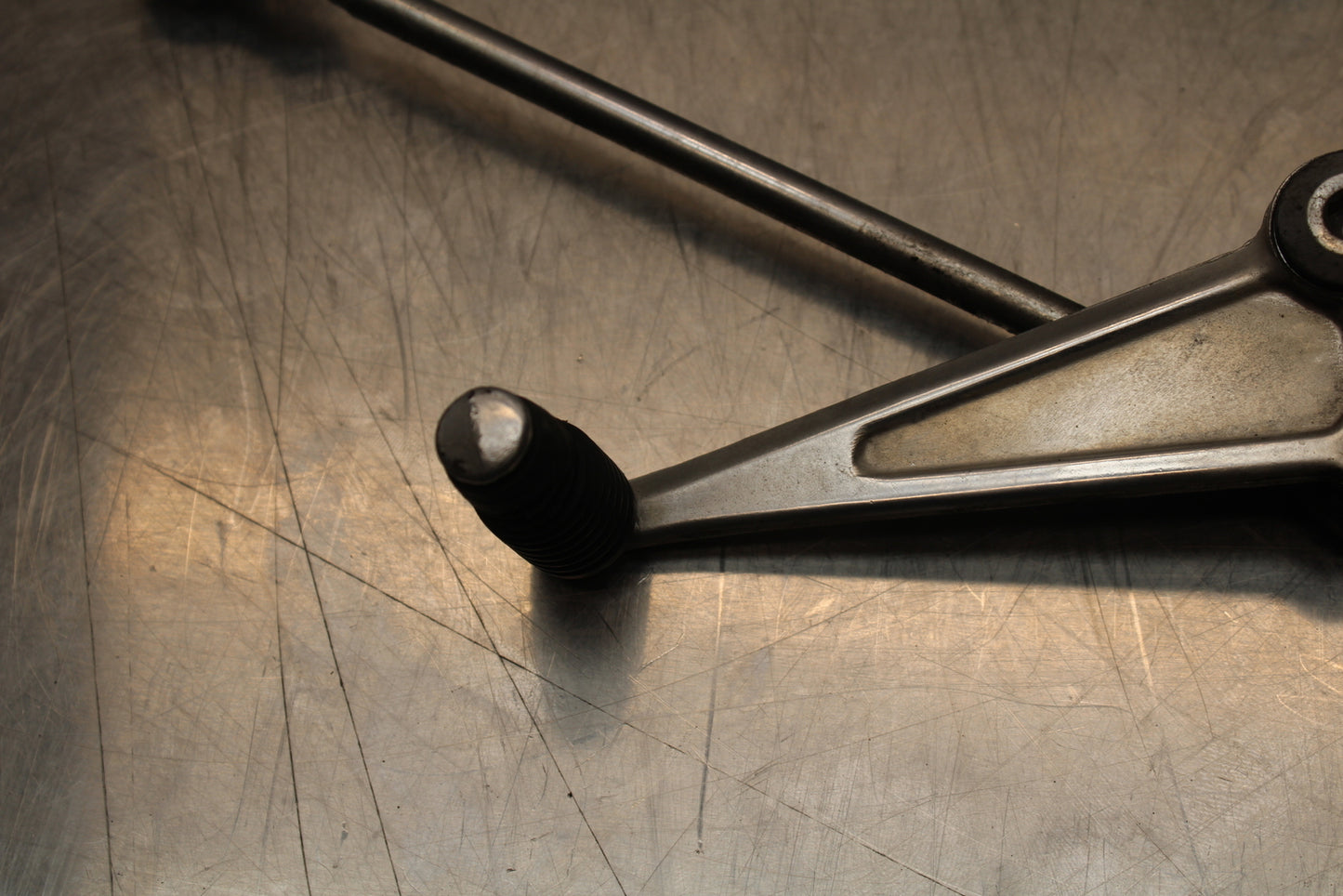 04-05 KAWASAKI NINJA ZX10R SHIFTER LINKAGE SHIFT LINK PEDAL BB163