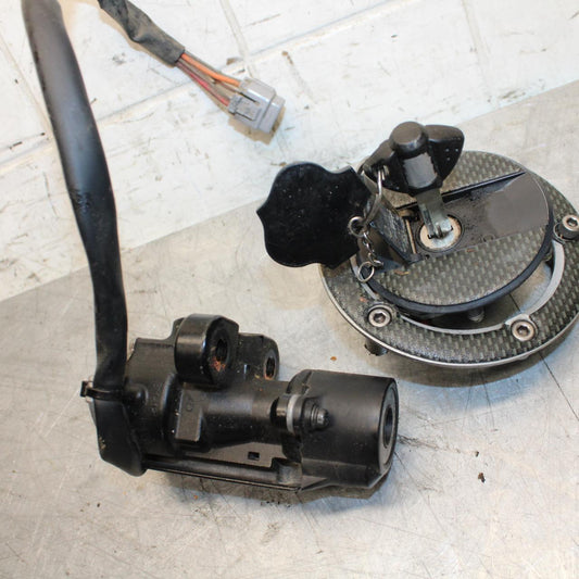 2008 Suzuki GSXR1000 IGNITION LOCK KEY SET W/ GAS CAP  BB519