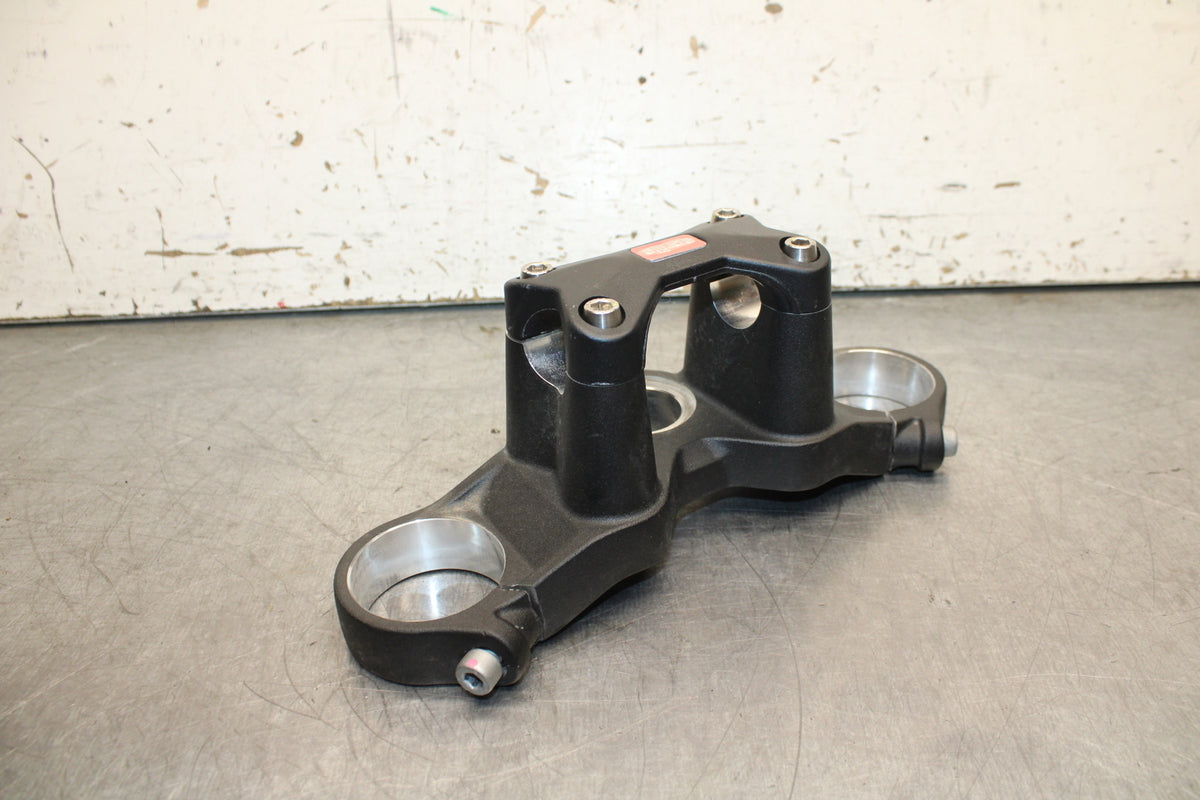 21-24 APRILIA TUONO 660 FACTORY FORKS UPPER TRIPLE TREE CLAMP BB733