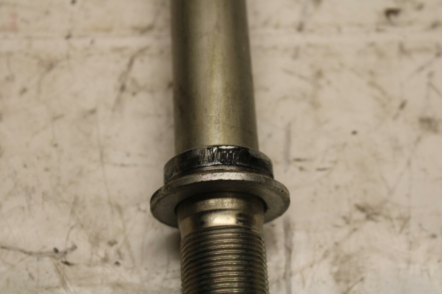 19-20 KAWASAKI NINJA ZX6R FRONT WHEEL RIM AXLE PIVOT BOLT BB407