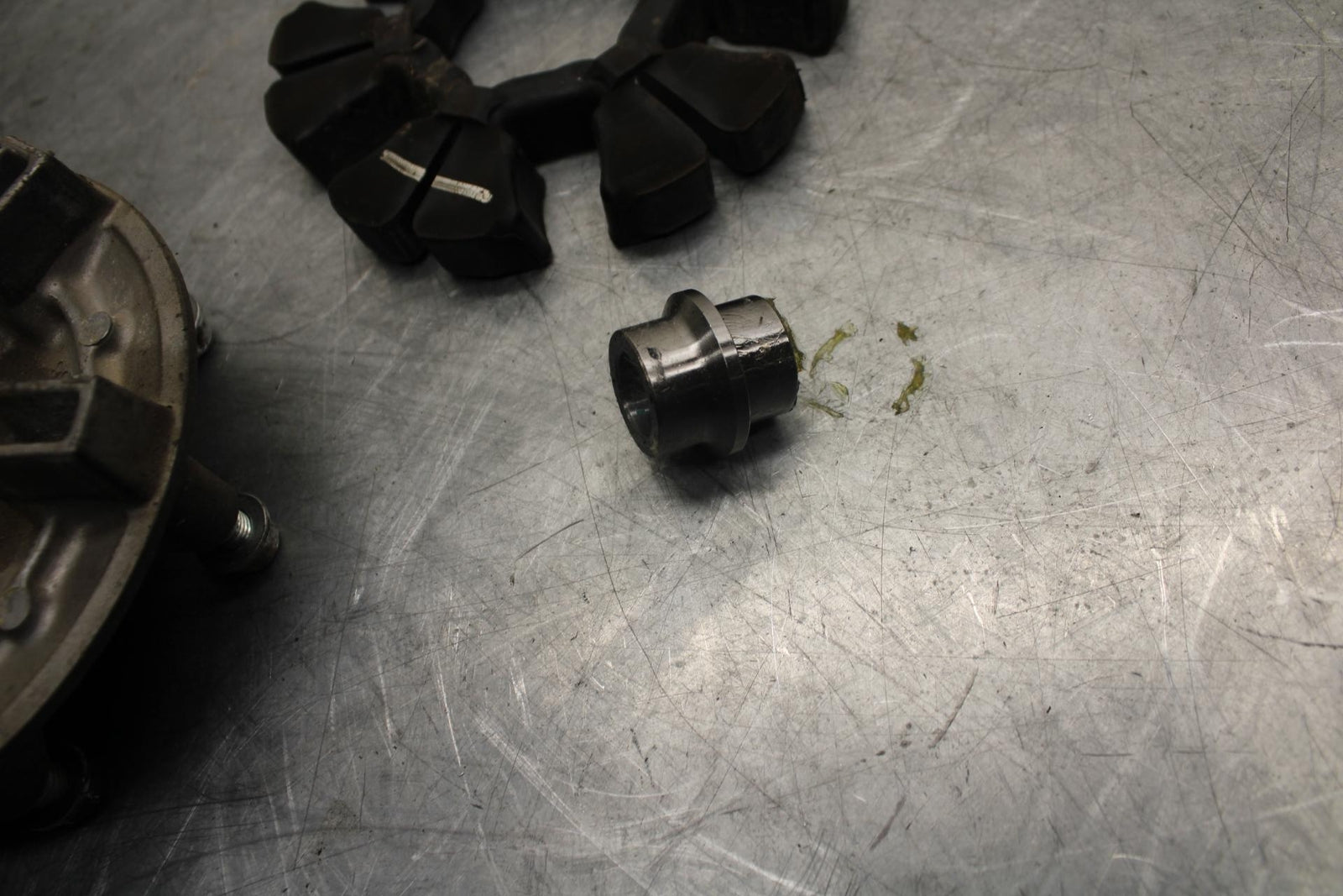 2013 Kawasaki Ninja 300 EX300B ABS REAR HUB SHOCK DAMPERS CUSH ABSORBERS BB518