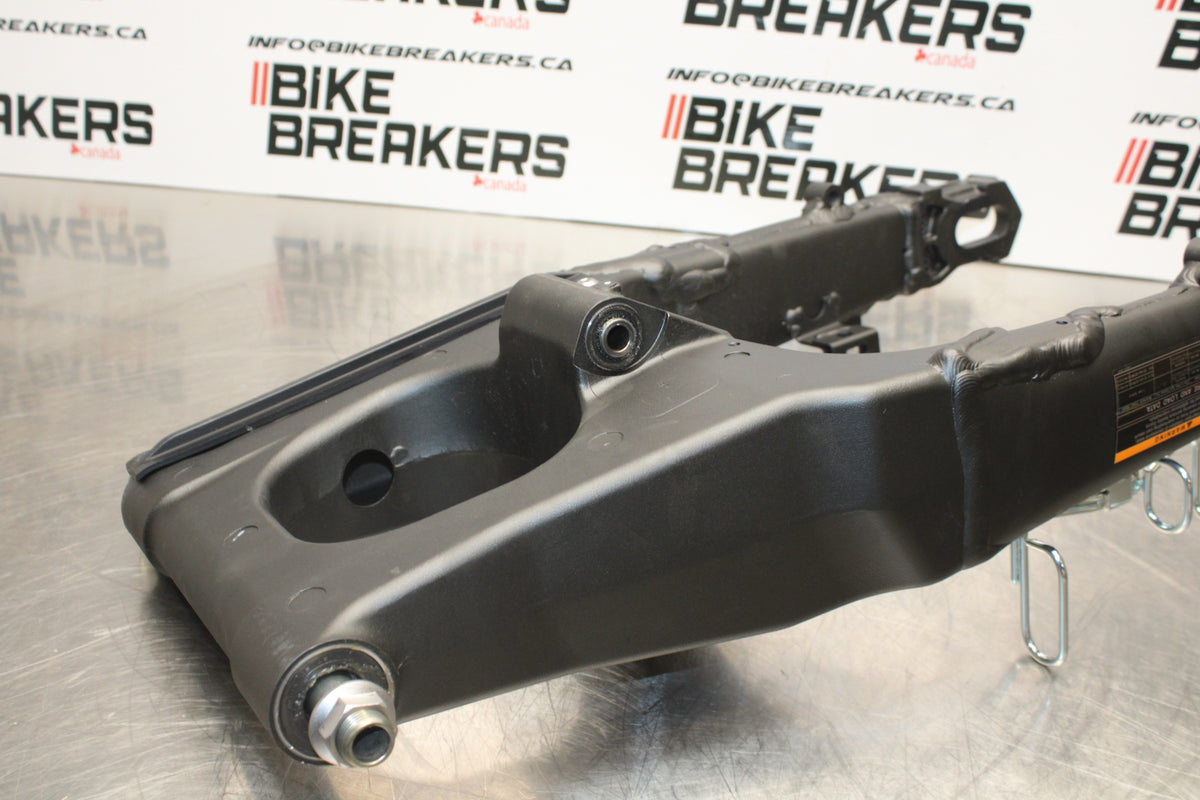 23-24 KAWASAKI NINJA ZX14R NEW!! REAR SWINGARM BACK SUSPENSION SWING ARM BB153