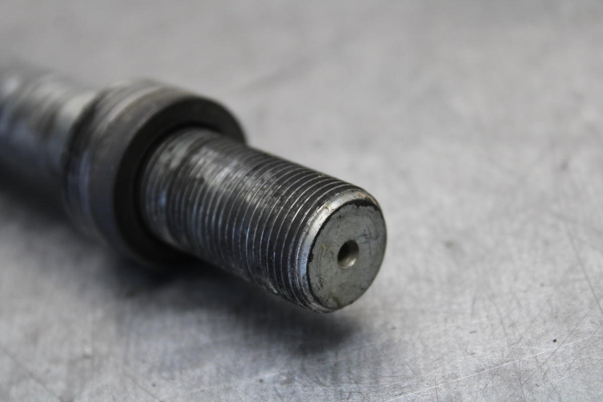 12-17 KAWASAKI ER-6N Z650 FRONT WHEEL RIM AXLE PIVOT BOLT BB709