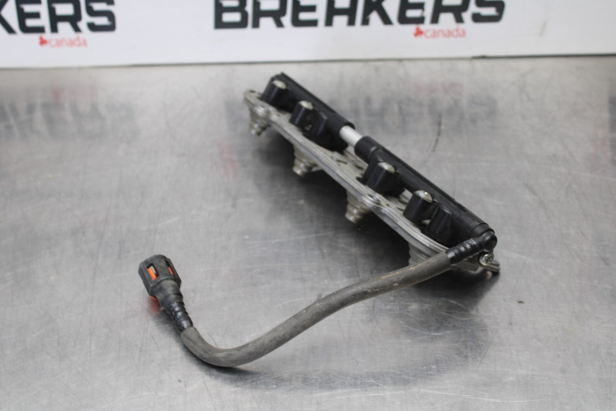 07-08 KAWASAKI NINJA ZX6R SECONDARY FUEL INJECTORS TOP AIRBOX GAS RAIL BB203