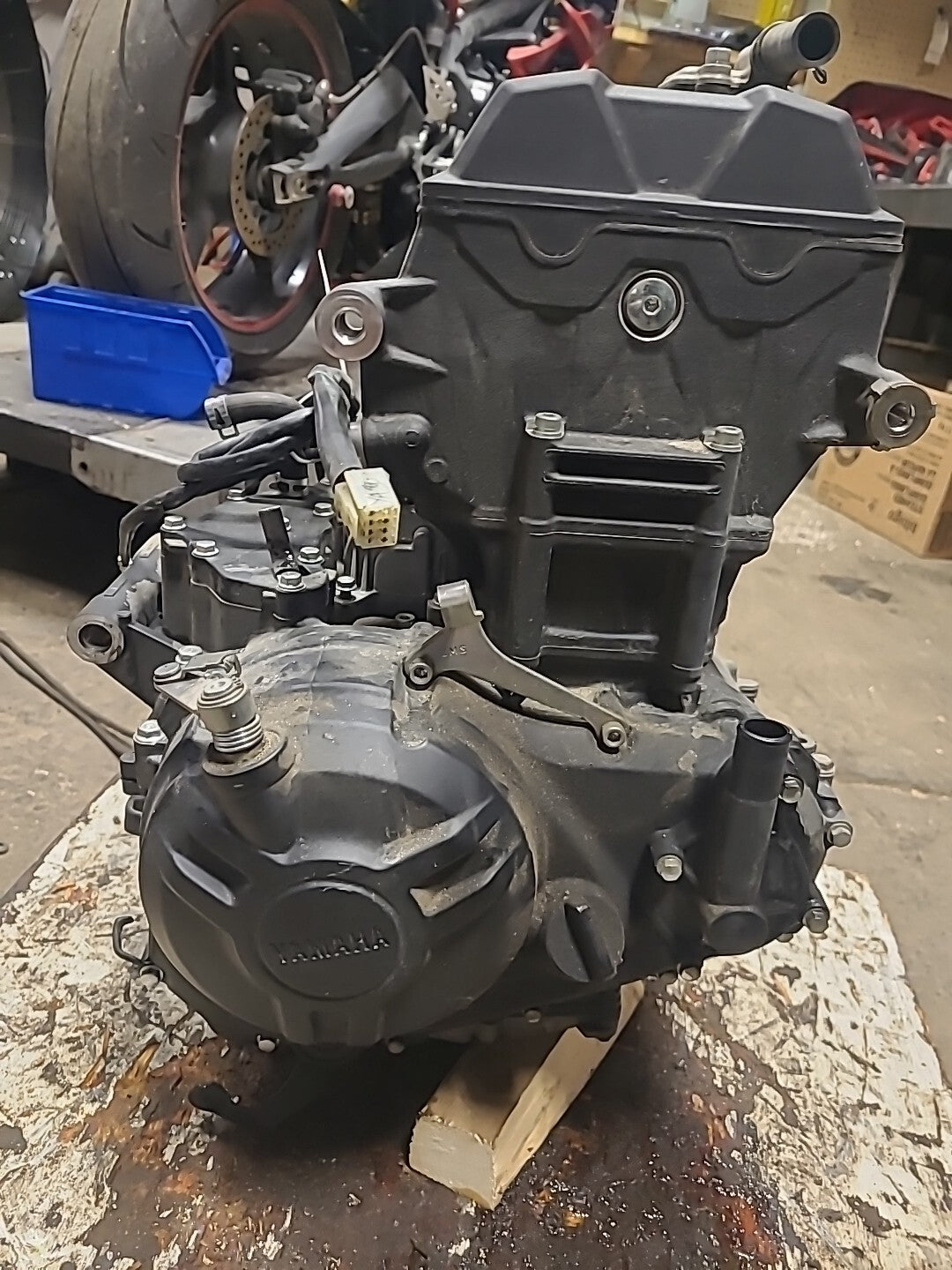 19-21 YAMAHA YZF R3 ENGINE MOTOR BB588