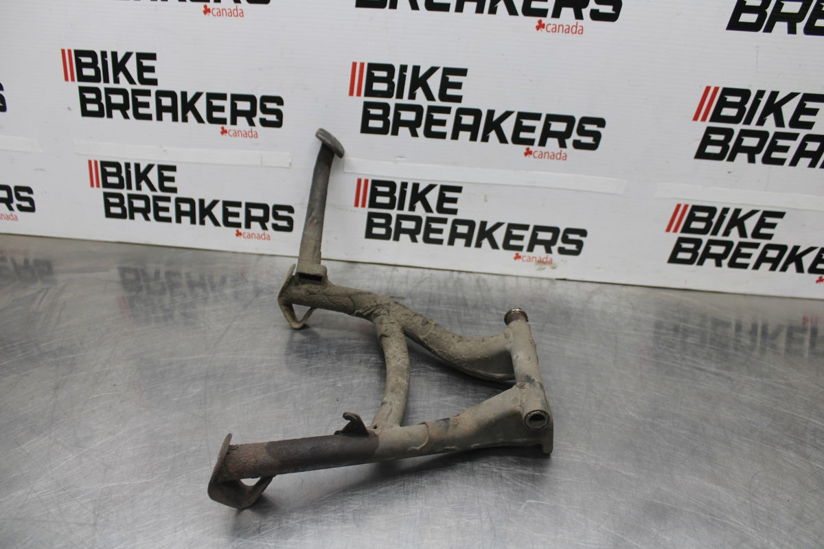 84 HONDA INTERCEPTOR 1000 VF1000F CENTER MAIN STAND BB878