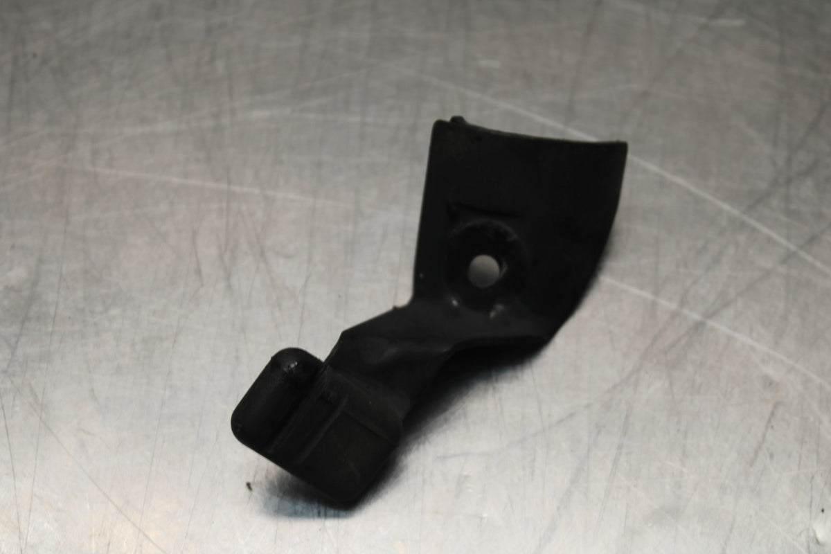 2006 Suzuki Boulevard C90 MOUNT BRACKET BB849