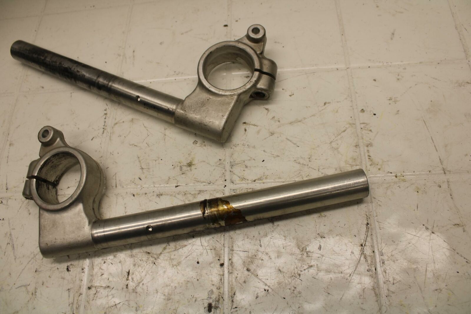 88-89 SUZUKI GSXR750J BB24 LEFT RIGHT CLIP ON ONS HANDLEBARS PAIR SET BB15