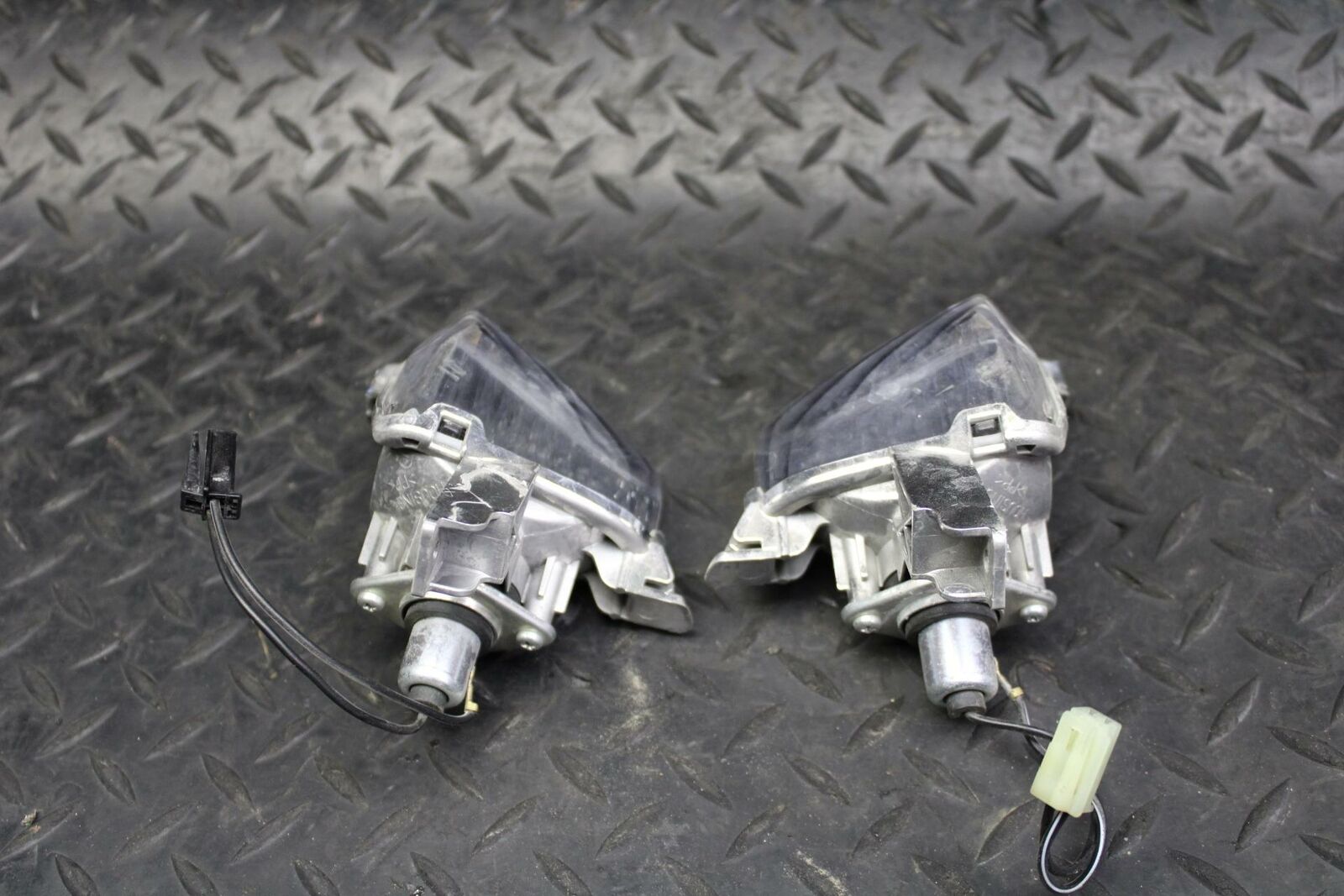 08-09 SUZUKI GSXR750 REAR LEFT RIGHT TURN SIGNALS INDICATORS 35603-21H00 BB 179