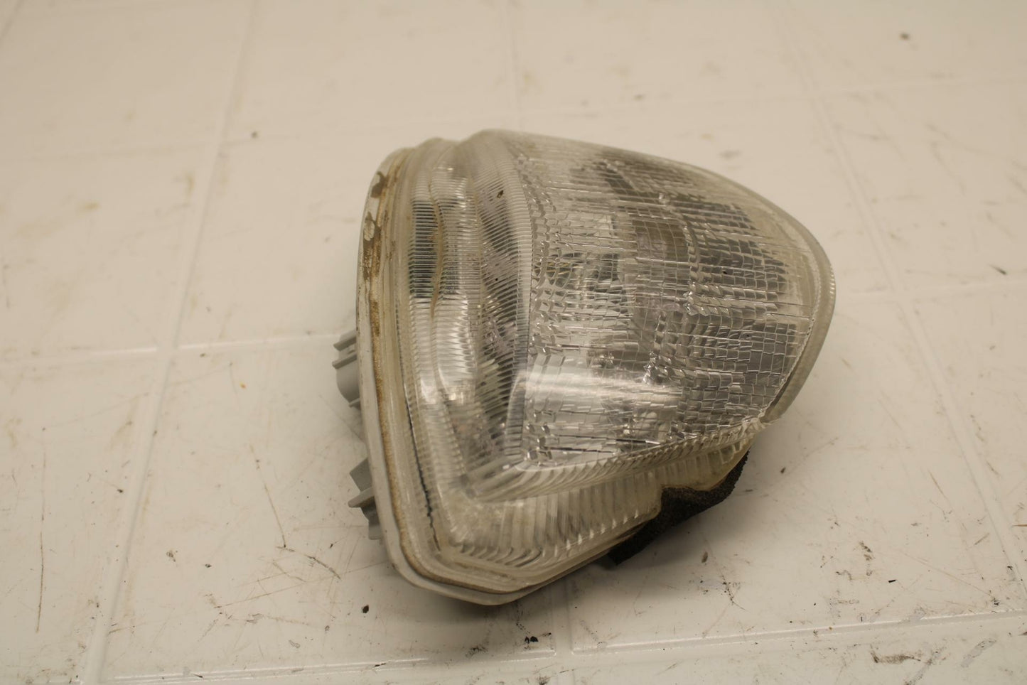 07 SUZUKI GSXR1000 REAR TAIL TAILLIGHT BACK BRAKE LIGHT BB25