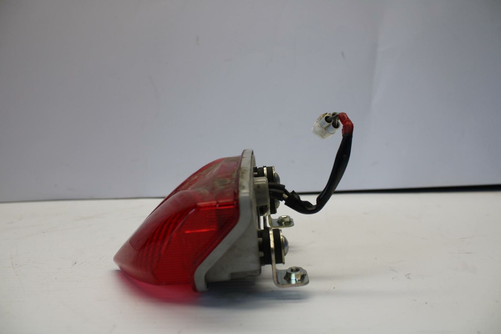 11-21 SUZUKI GSXR600 REAR TAIL TAILLIGHT BACK BRAKE LIGHT BB252