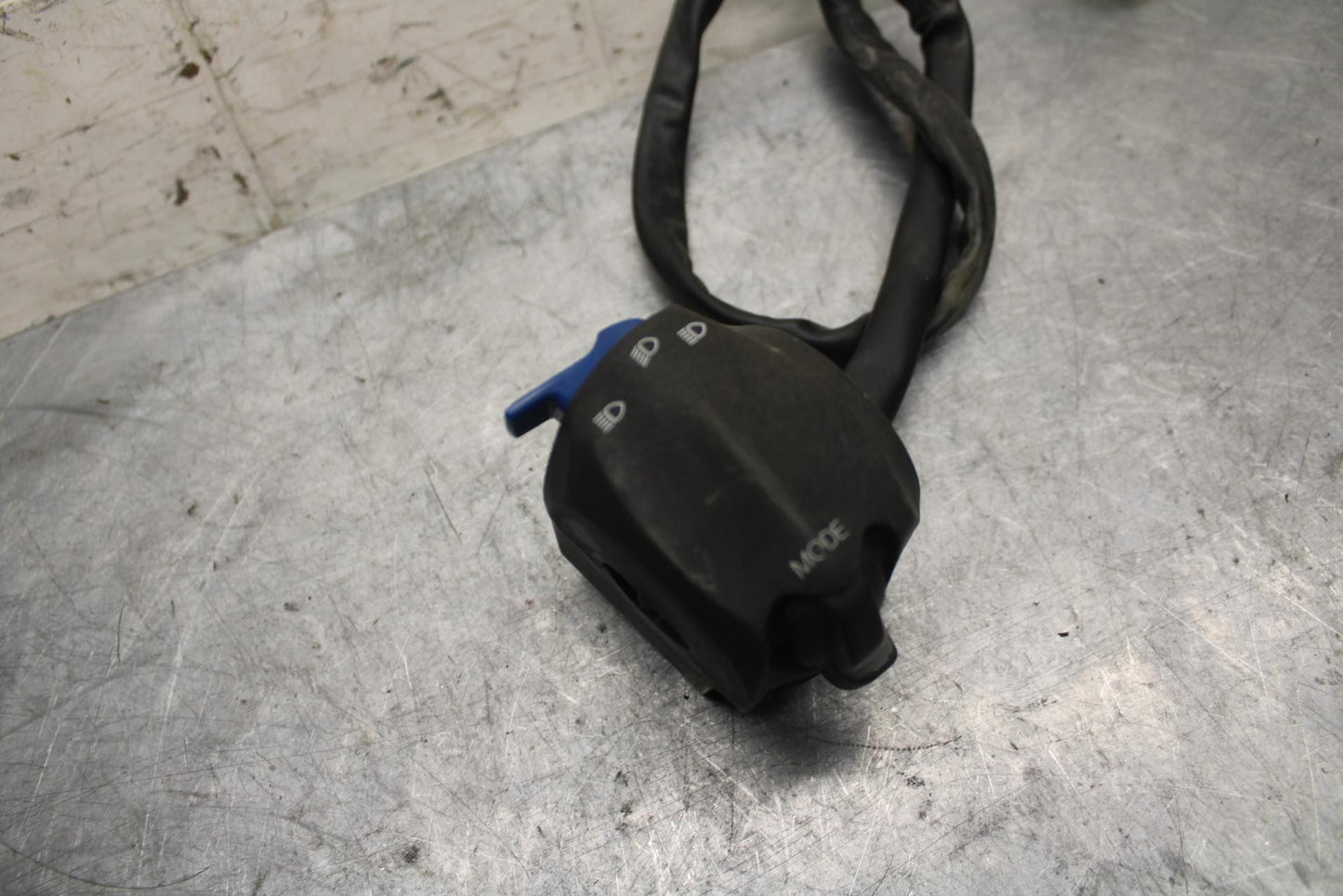 2009 Aprilia Shiver 750 SL750 LEFT CLIP ON HANDLE HORN SIGNALS SWITCH  BB506