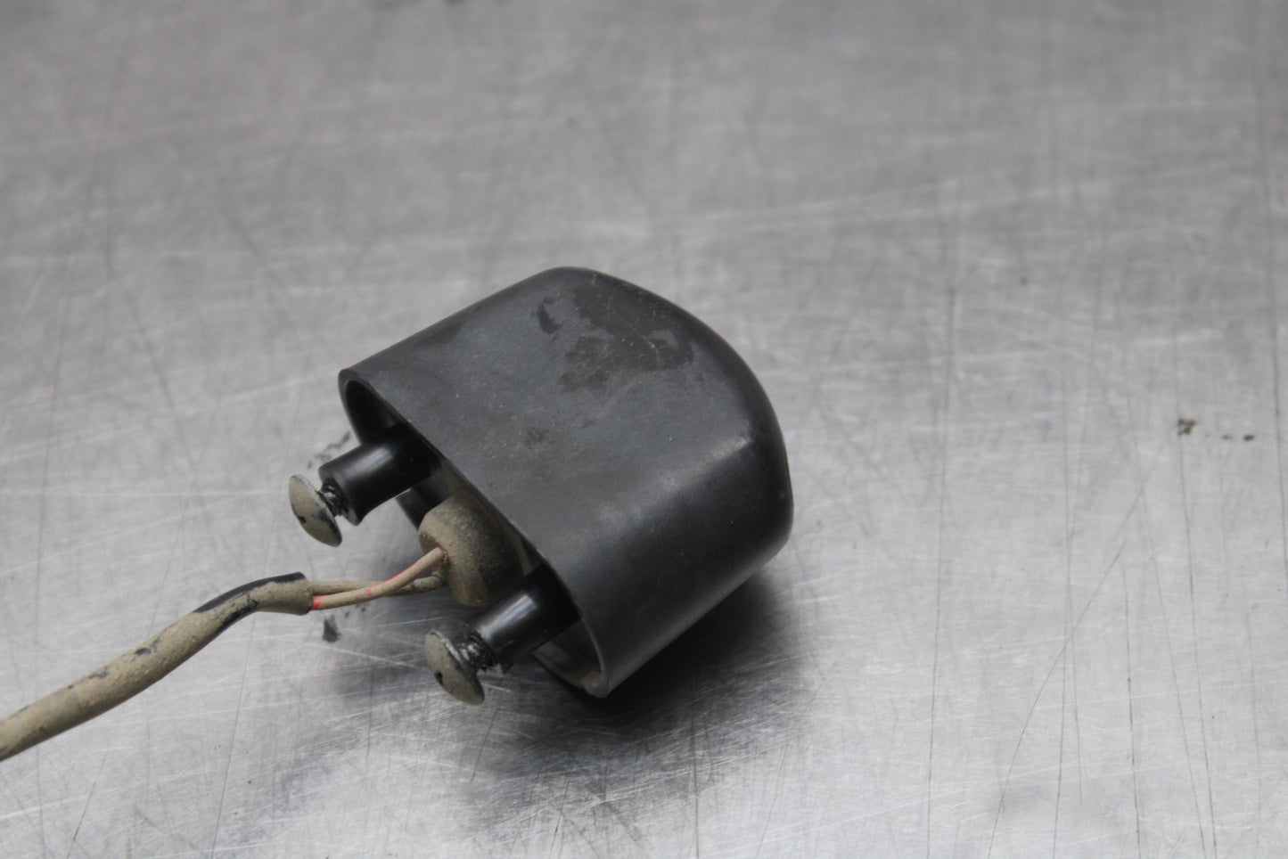 09-10 KAWASAKI ER-6N LICENSE PLATE LIGHT BB205